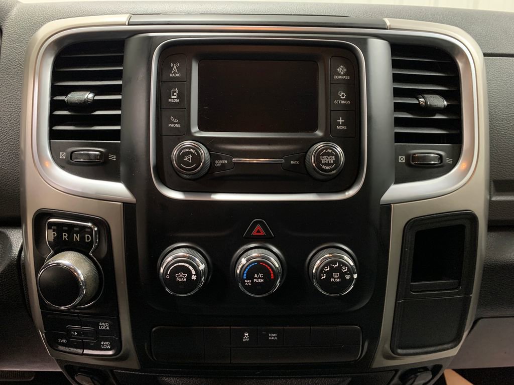 Used 2017 RAM 1500 Classic SLT AWD/4WD image 23