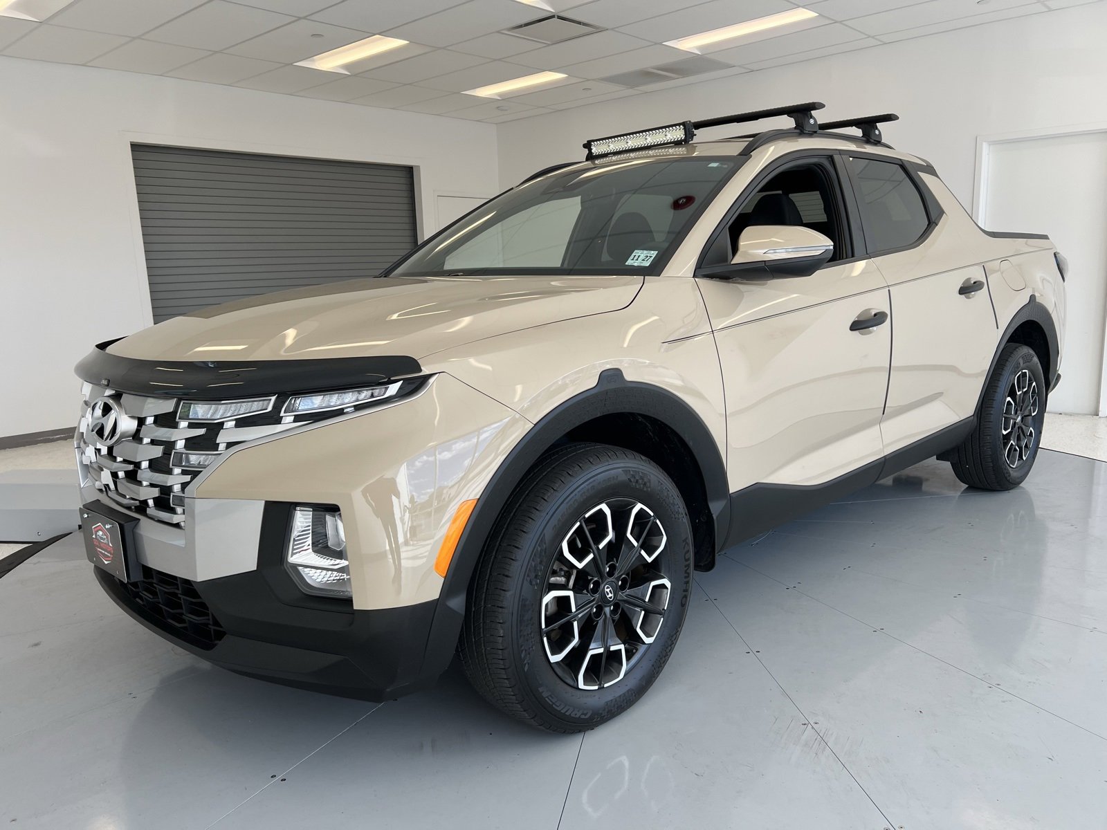 Used 2023 Hyundai Santa Cruz SEL w/ Activity Package image 3