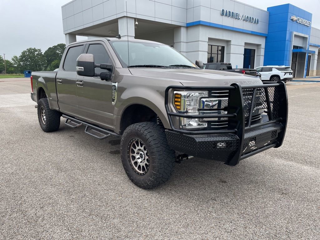 Used 2019 Ford F250 Lariat w/ Lariat Value Package AWD/4WD image 7