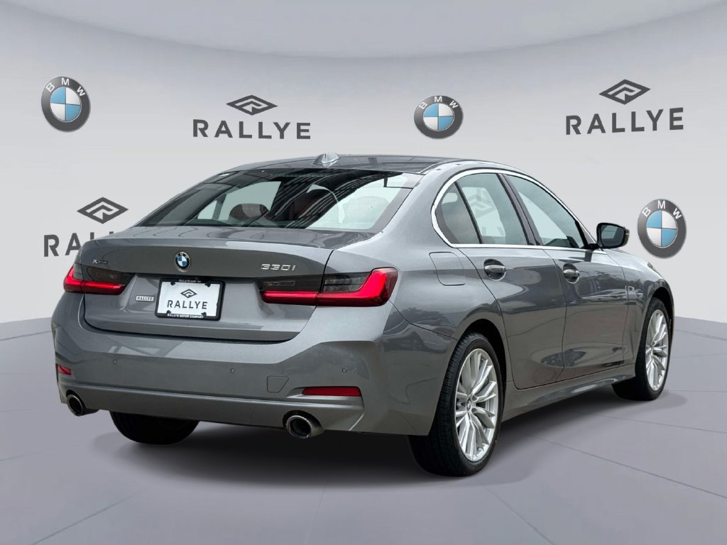 Certified 2024 BMW 330i xDrive Sedan w/ Convenience Package AWD/4WD image 5