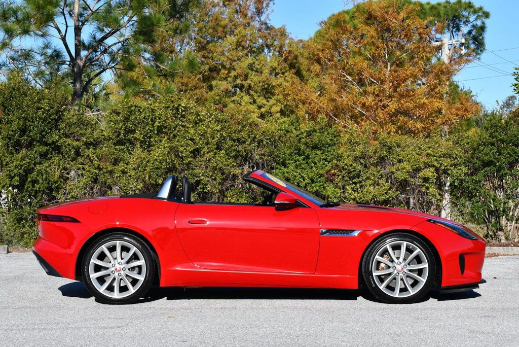 Used 2019 Jaguar F-TYPE Convertible image 37