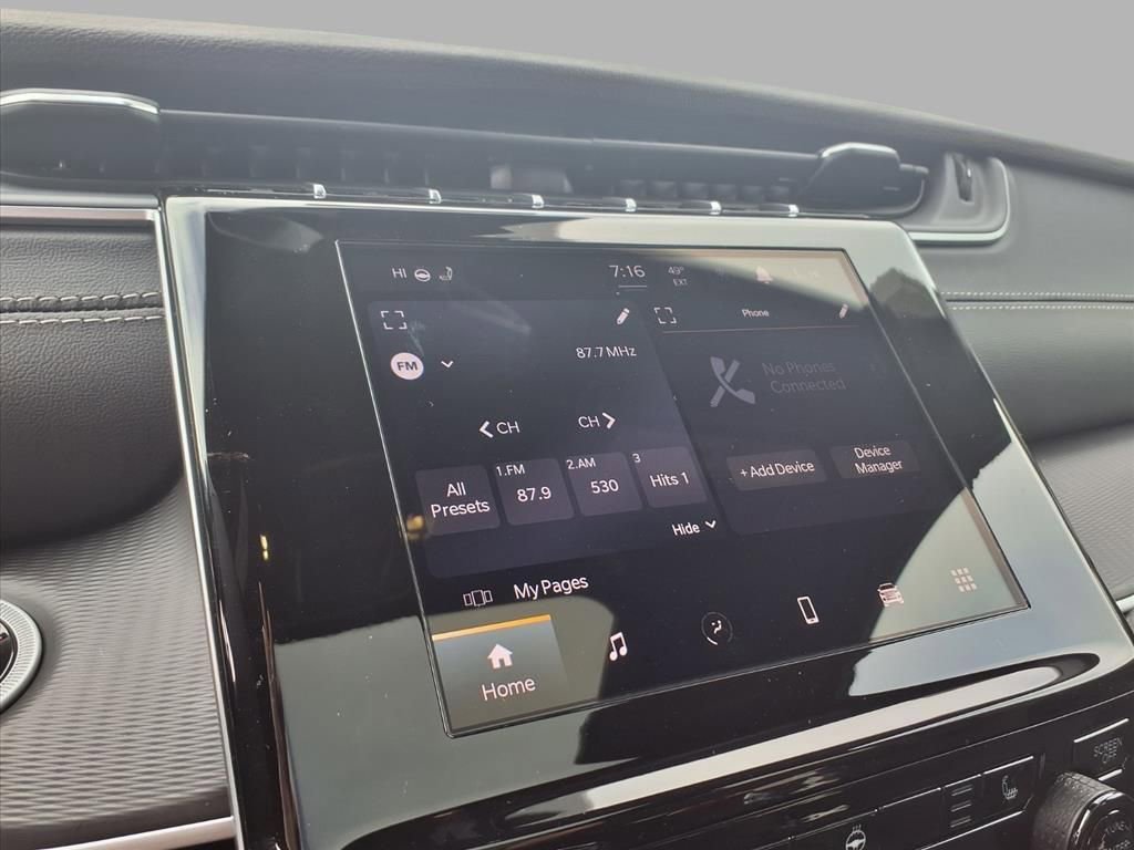 New 2025 Jeep Grand Cherokee Laredo w/ Luxury Tech Group I AWD/4WD image 5