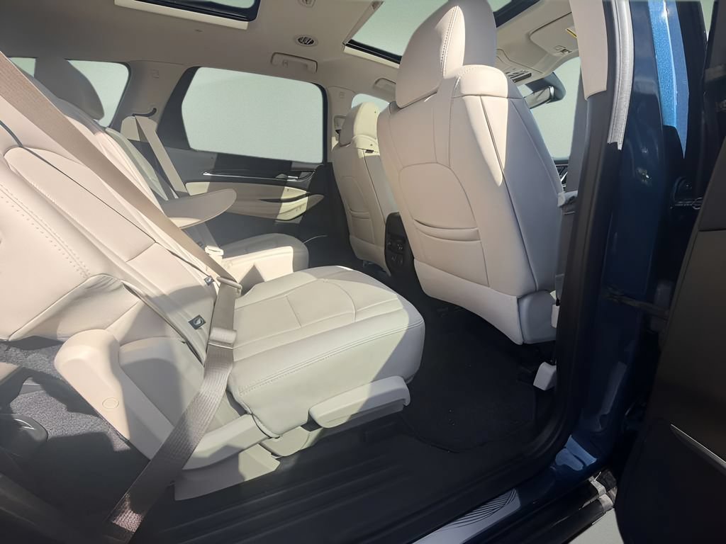 Used 2023 Buick Enclave Essence w/ Experience Buick Package AWD/4WD image 22