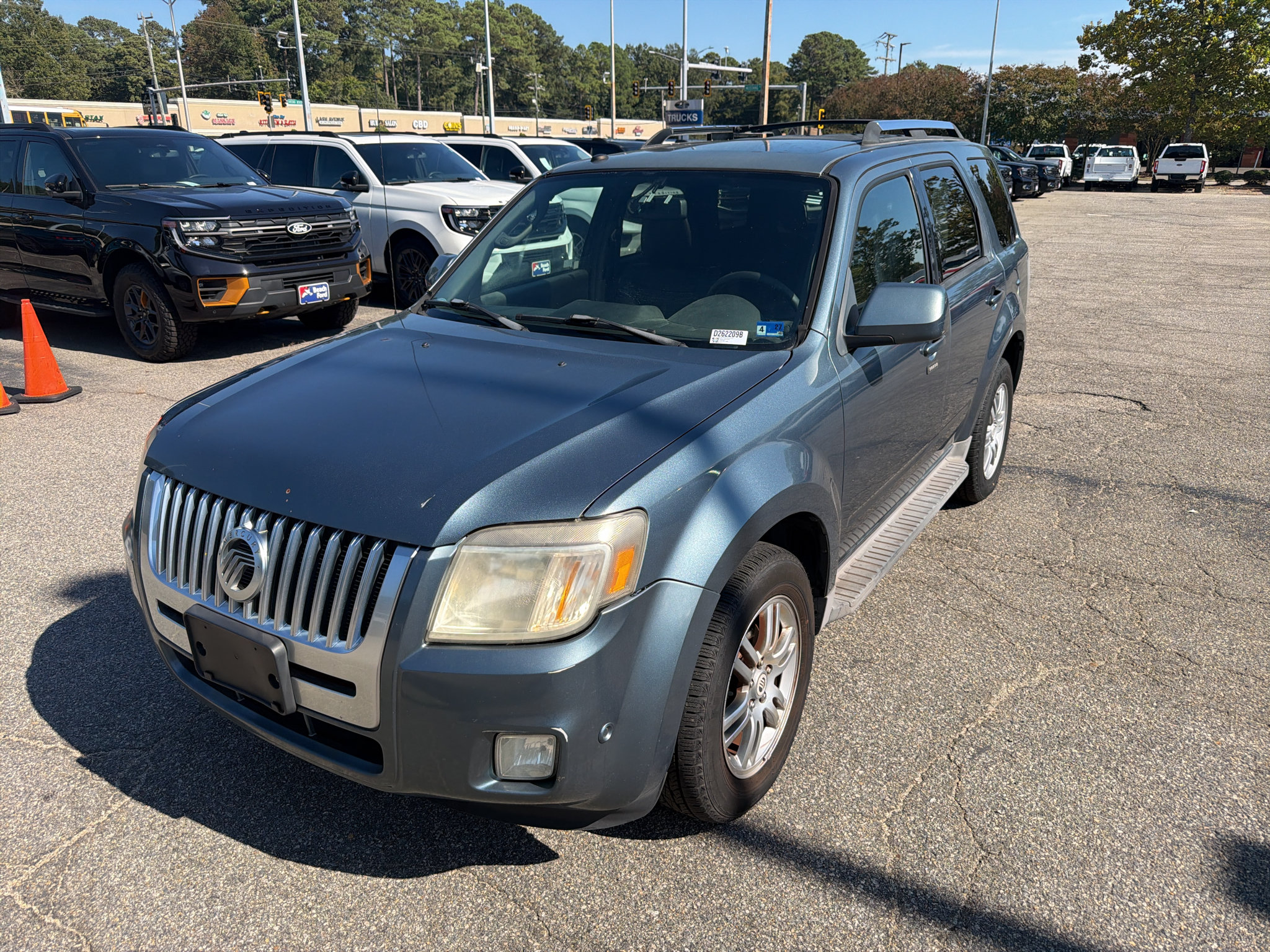 Used 2010 Mercury Mariner Premier AWD/4WD image 1