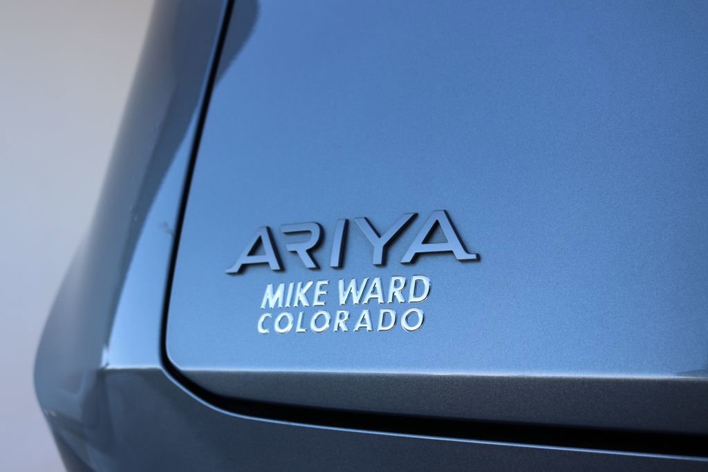 Used 2023 Nissan Ariya AWD image 28