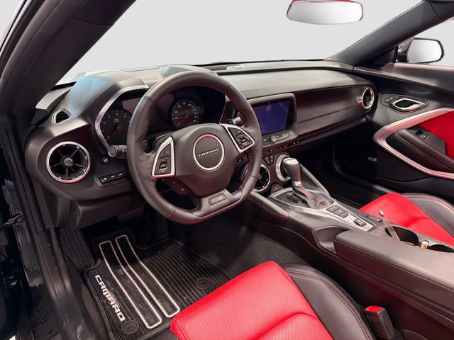 Used 2016 Chevrolet Camaro SS image 8