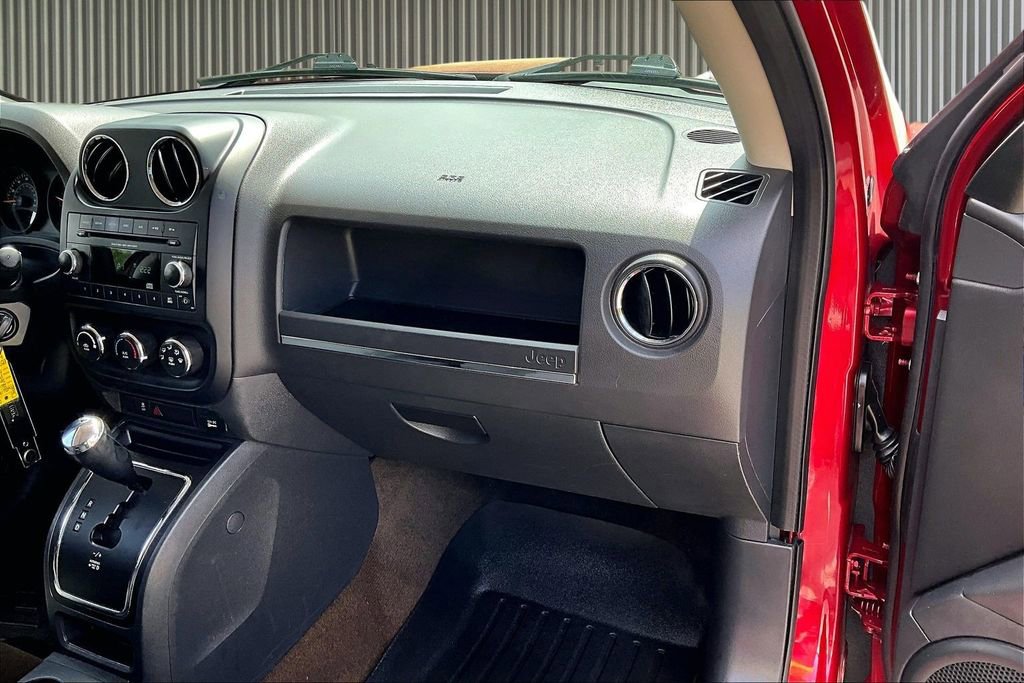 Used 2014 Jeep Patriot Sport w/ Power Value Group image 17