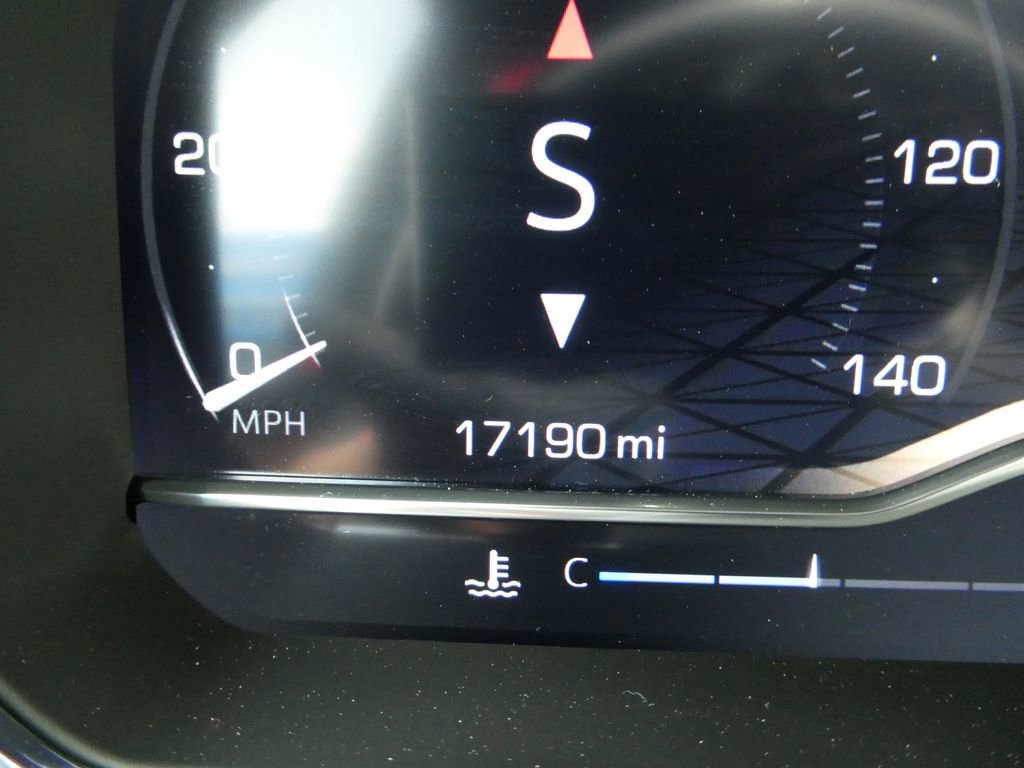 Certified 2025 GMC Sierra 2500 Denali Ultimate image 35