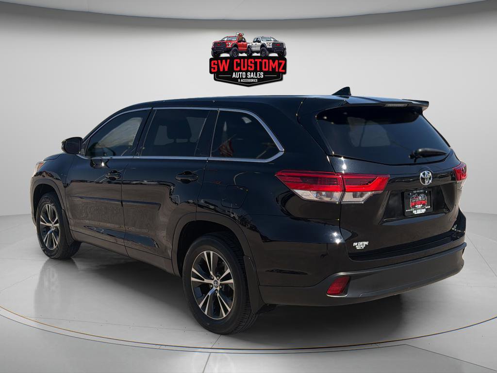 Used 2019 Toyota Highlander Plus image 5