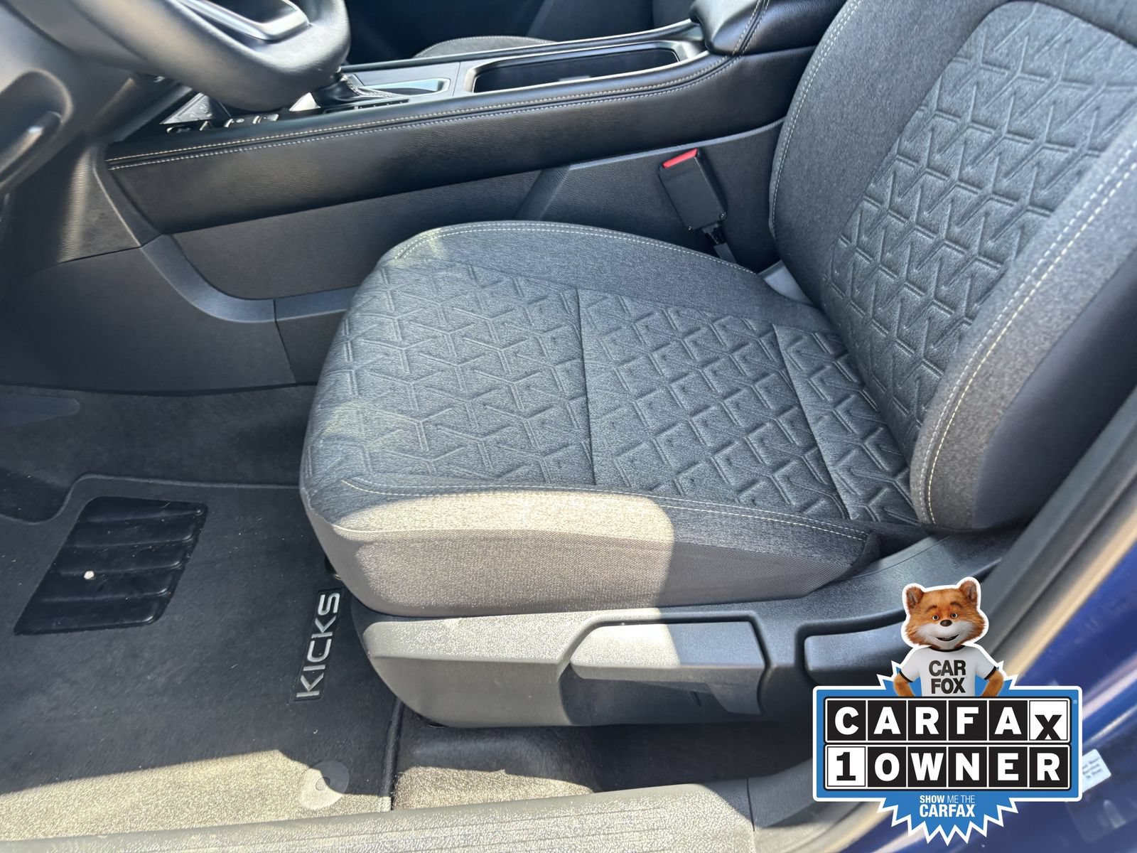 Used 2025 Nissan Kicks SV AWD/4WD image 21