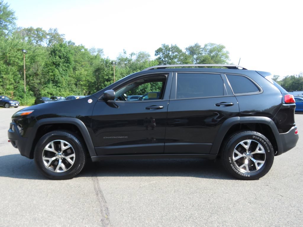 Used 2016 Jeep Cherokee Trailhawk w/ Comfort/Convenience Group AWD/4WD image 8