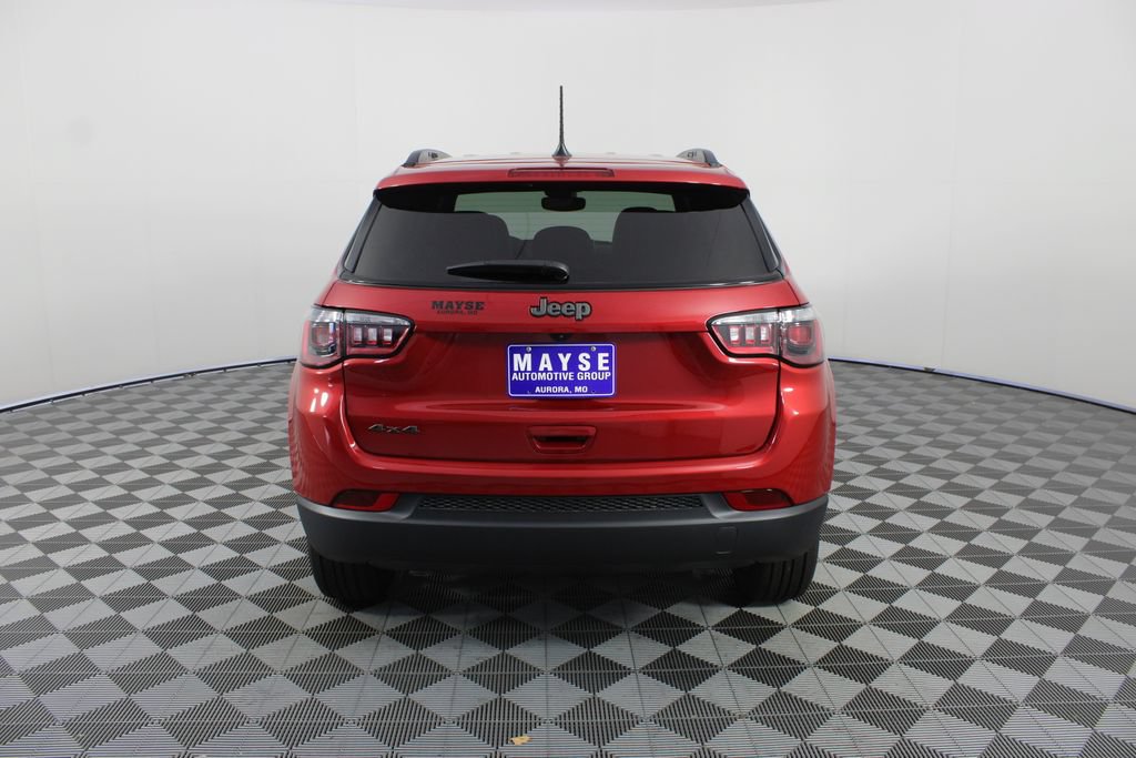New 2026 Jeep Compass Latitude AWD/4WD image 23