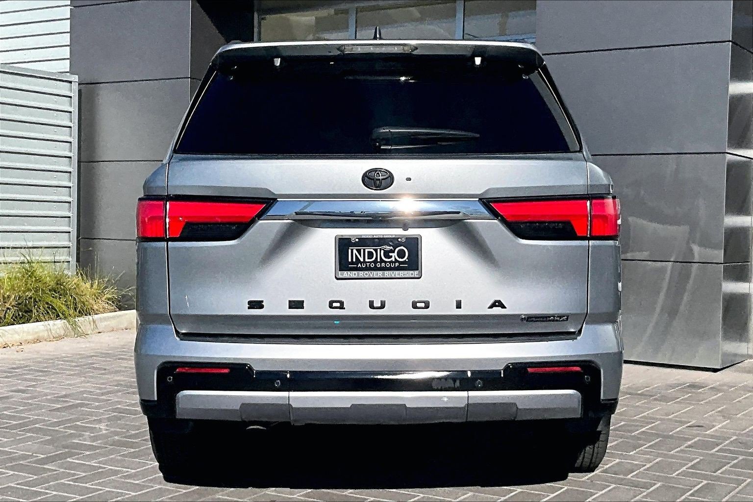 Used 2025 Toyota Sequoia SR5 image 4