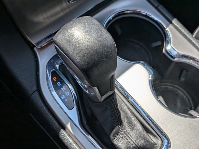 Used 2020 Jeep Grand Cherokee Altitude AWD/4WD image 17