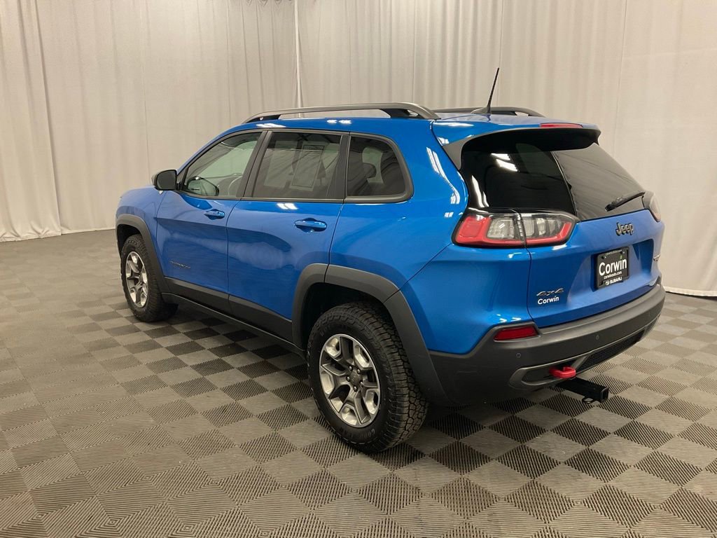 Used 2019 Jeep Cherokee Trailhawk w/ Cold Weather Group image 9