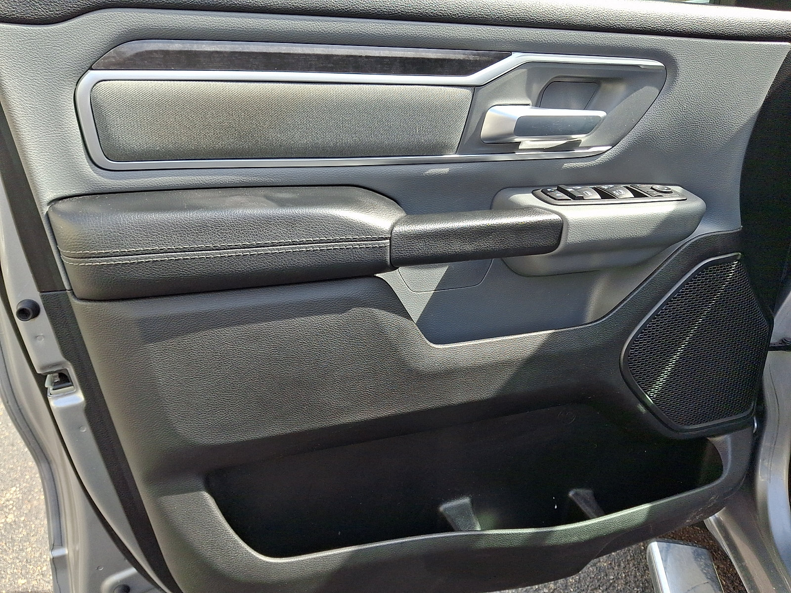 Certified 2022 RAM 1500 Big Horn AWD/4WD image 12