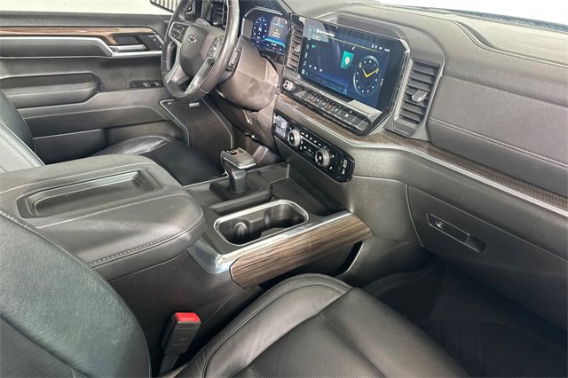 Used 2022 Chevrolet Silverado 1500 RST w/ Convenience Package II image 15