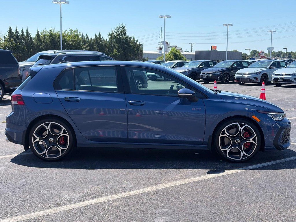 Used 2026 Volkswagen GTI Autobahn FWD image 4