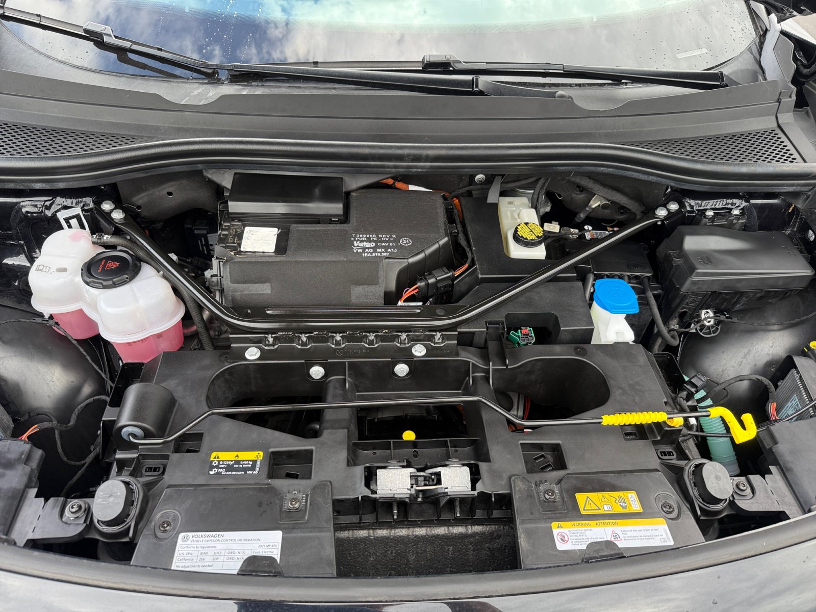 Certified 2023 Volkswagen ID.4 Pro S AWD/4WD image 20