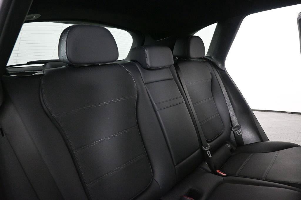 Used 2025 Mercedes-Benz GLC 300 4MATIC image 20