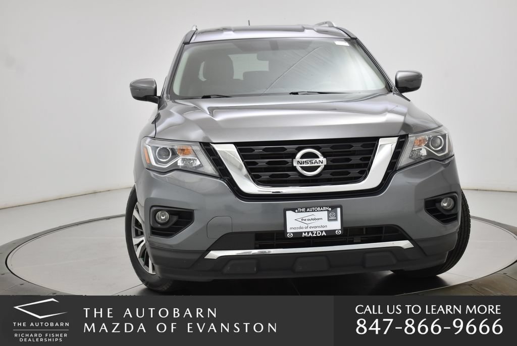 Used 2017 Nissan Pathfinder SV AWD/4WD image 4