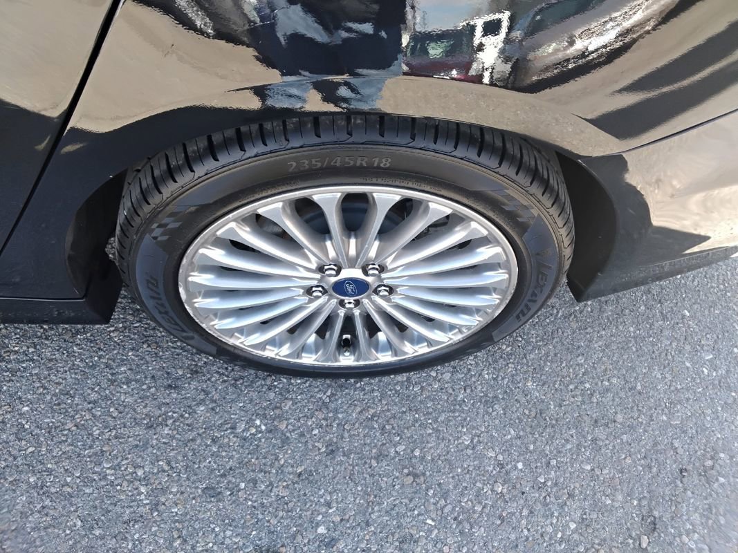 Used 2014 Ford Fusion Titanium image 22