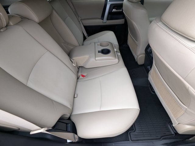 Used 2022 Toyota 4Runner SR5 Premium w/ Moonroof Package AWD/4WD image 14