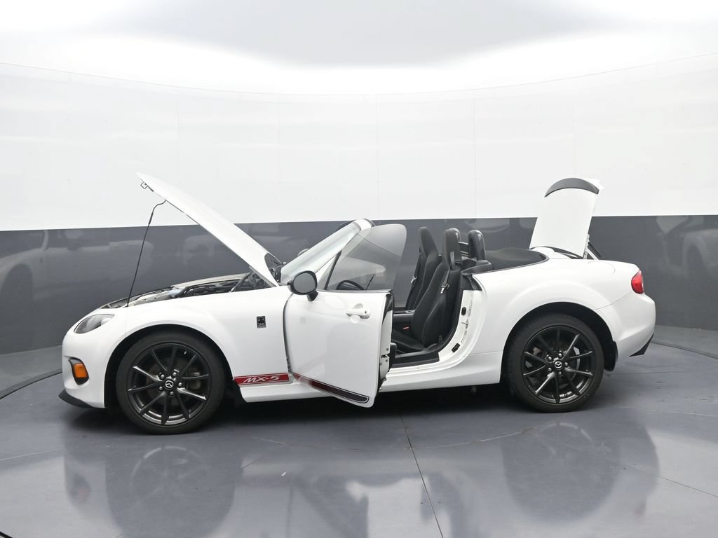 Used 2015 MAZDA MX-5 Miata Club RWD image 35