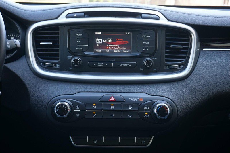 Used 2016 Kia Sorento LX w/ LX Convenience Package image 36