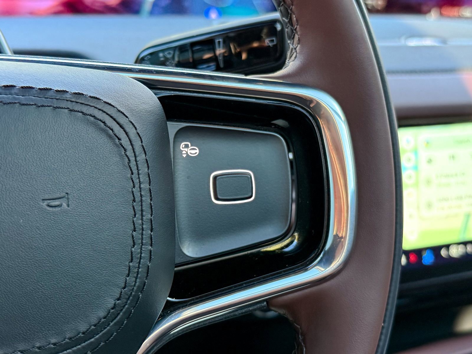 Used 2025 Lincoln Navigator L Reserve image 25