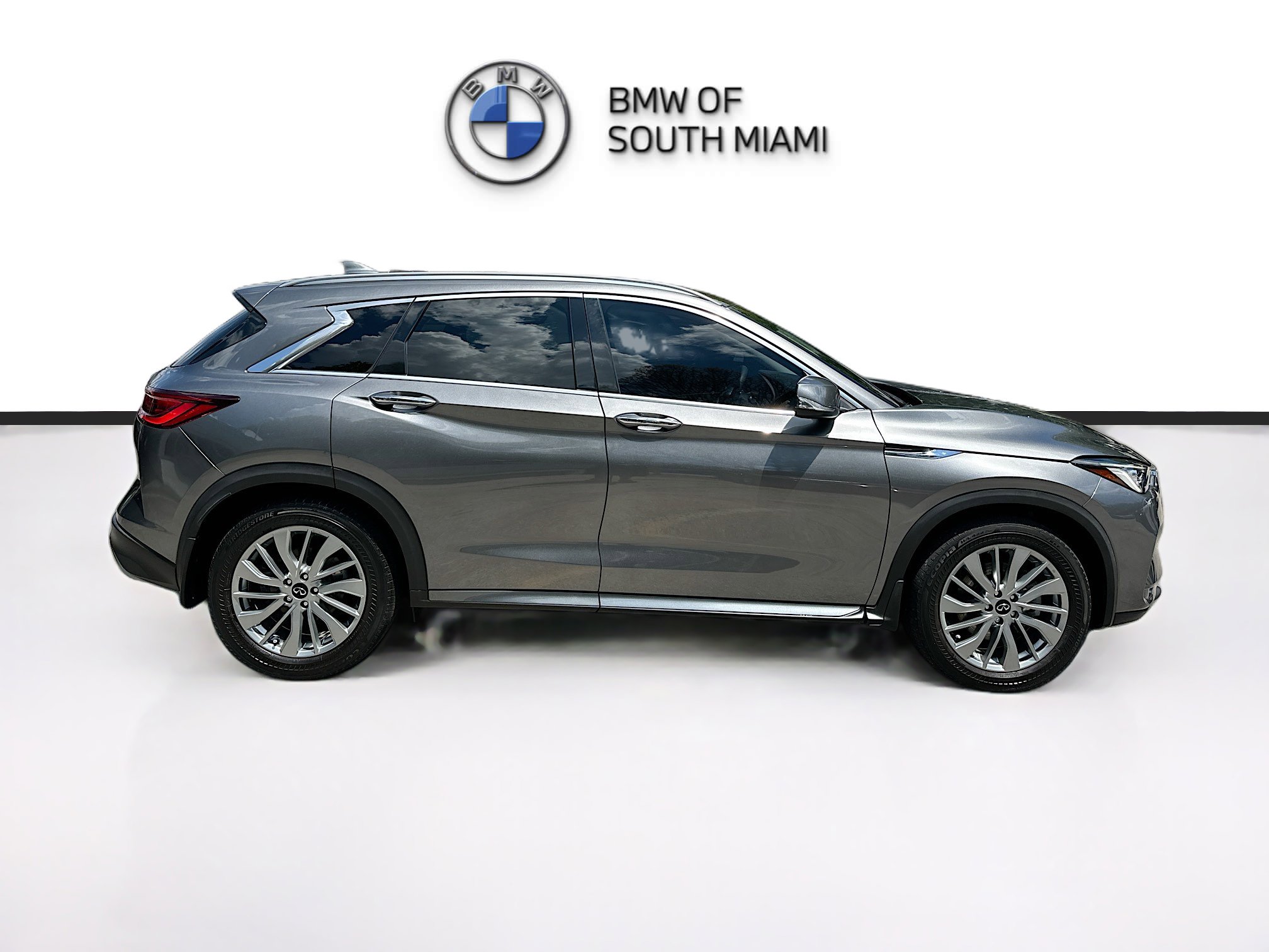 Used 2023 INFINITI QX50 Luxe w/ Cargo Package FWD image 8