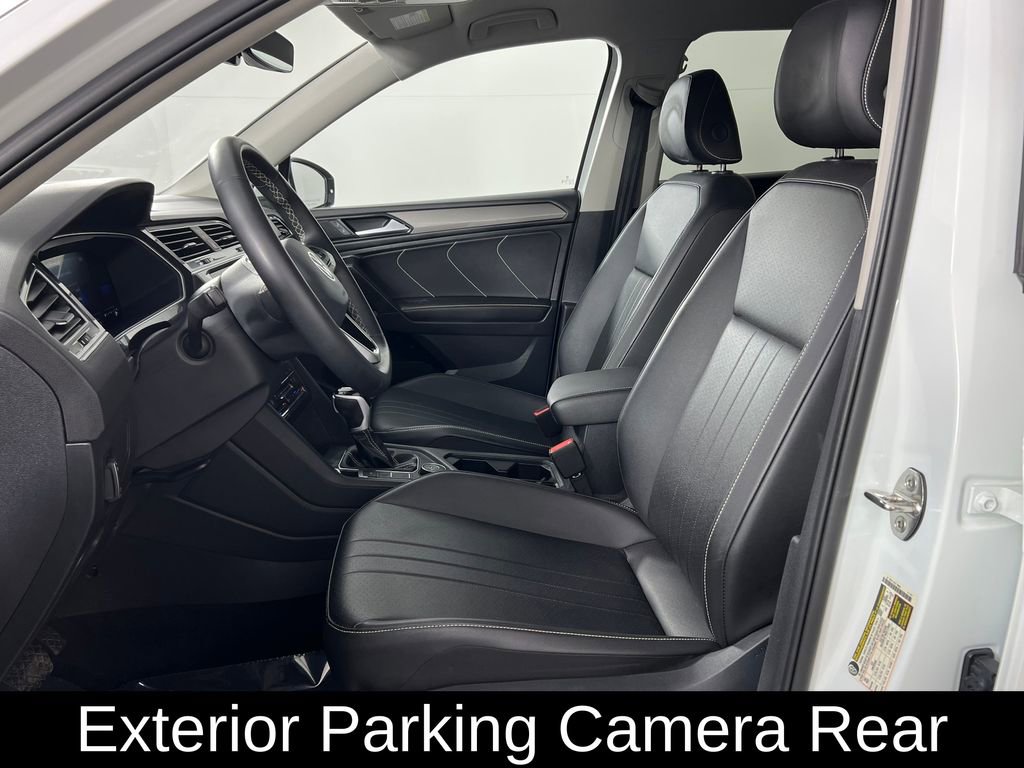 Used 2024 Volkswagen Tiguan SE image 10