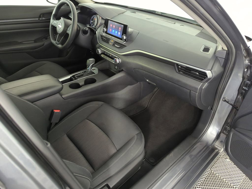 Used 2023 Nissan Altima 2.5 S image 34