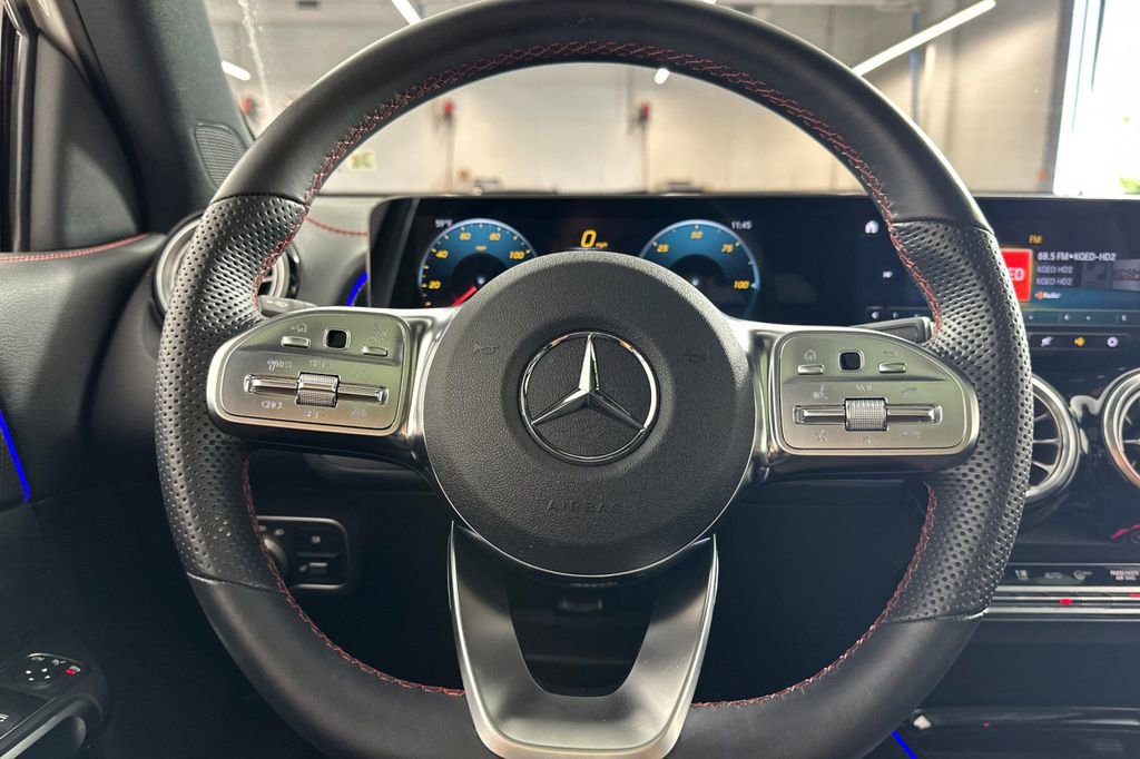 Certified 2023 Mercedes-Benz EQB 300 4MATIC image 30