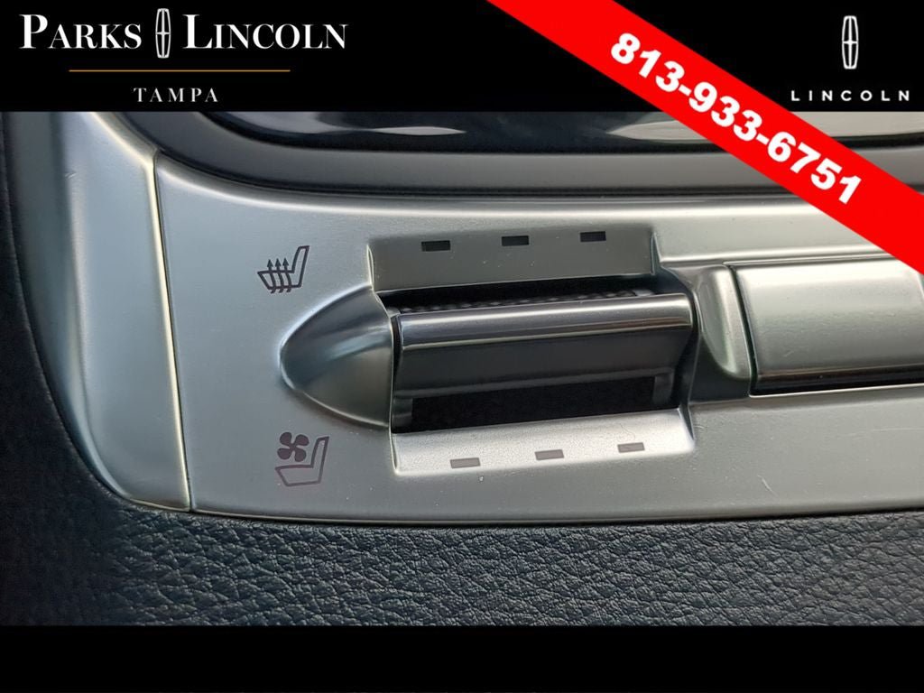 Used 2025 Kia Carnival SX FWD image 27