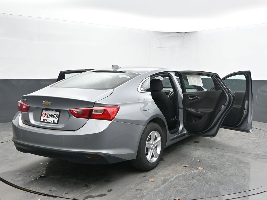 Used 2024 Chevrolet Malibu LT image 59