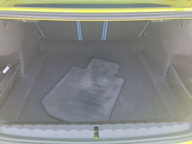 Used 2021 BMW M4 Coupe w/ Executive Package RWD image 12