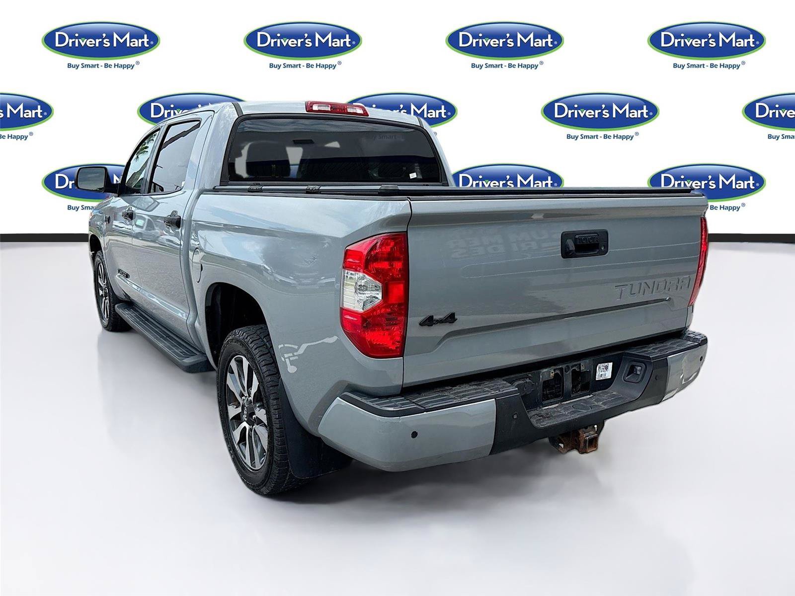 Used 2019 Toyota Tundra Limited w/ Limited Premium Package AWD/4WD image 5