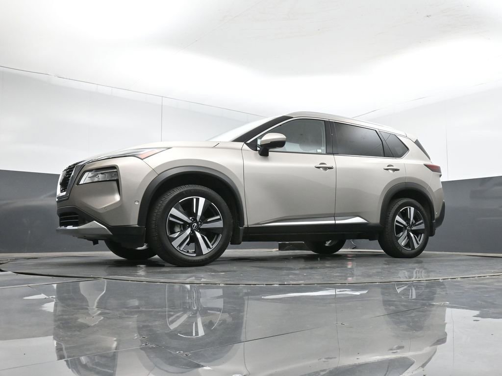 Used 2022 Nissan Rogue Platinum w/ Head-Up Display Package image 42