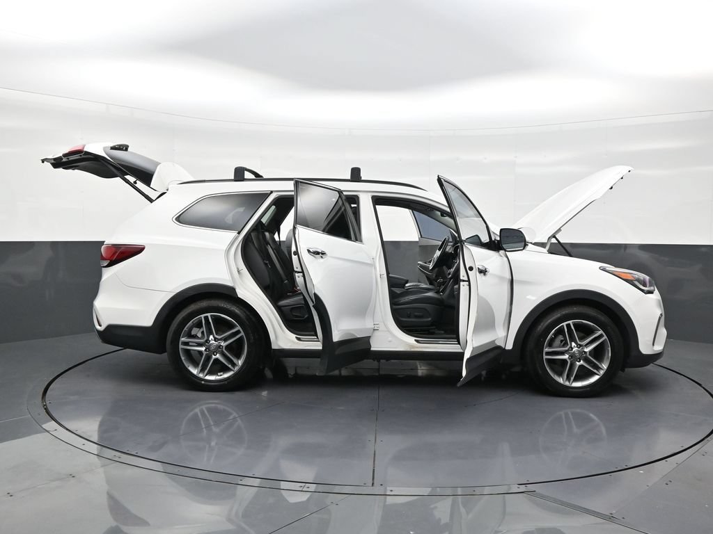 Used 2018 Hyundai Santa Fe FWD image 30