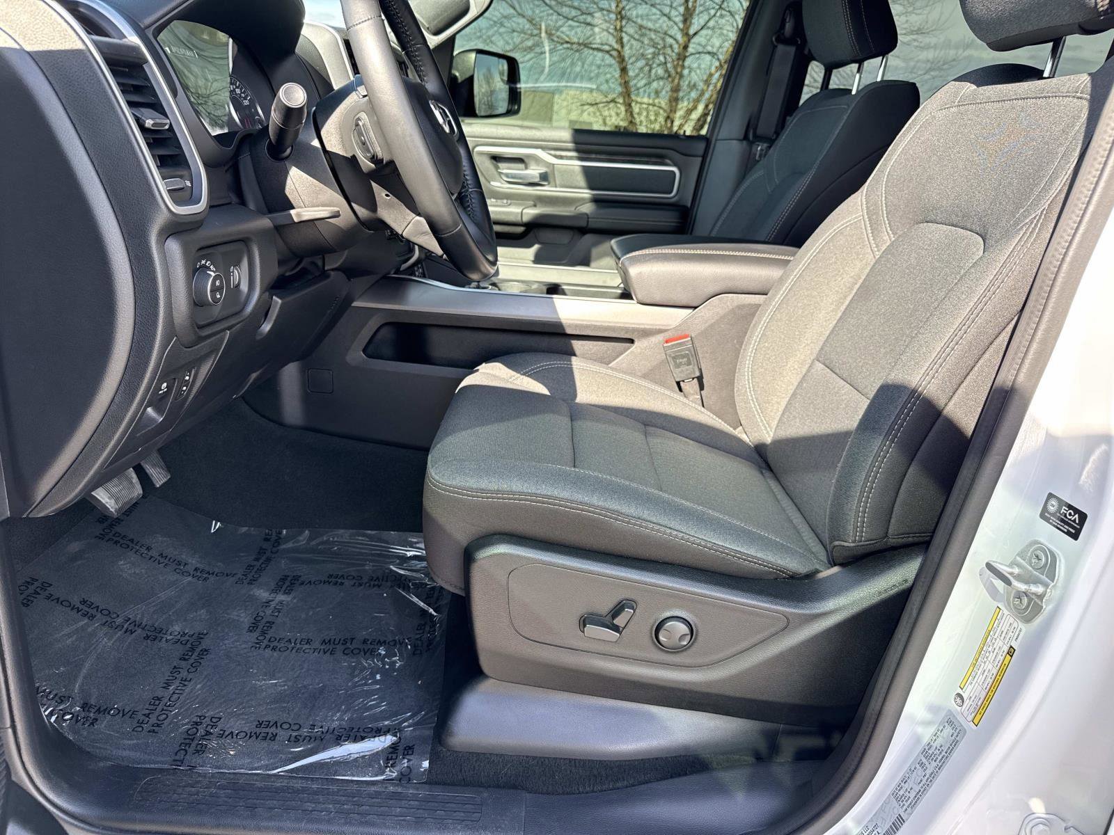 Used 2023 RAM 1500 Big Horn image 23