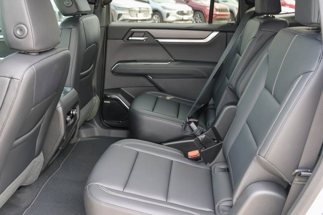 New 2026 GMC Acadia Elevation w/ Black Edition image 4