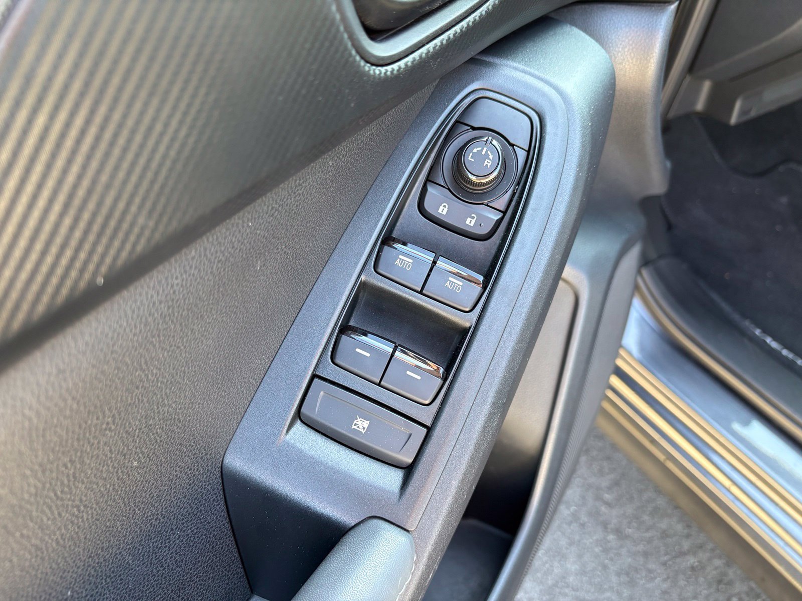 Certified 2024 Subaru Crosstrek 2.0i Premium AWD/4WD image 24