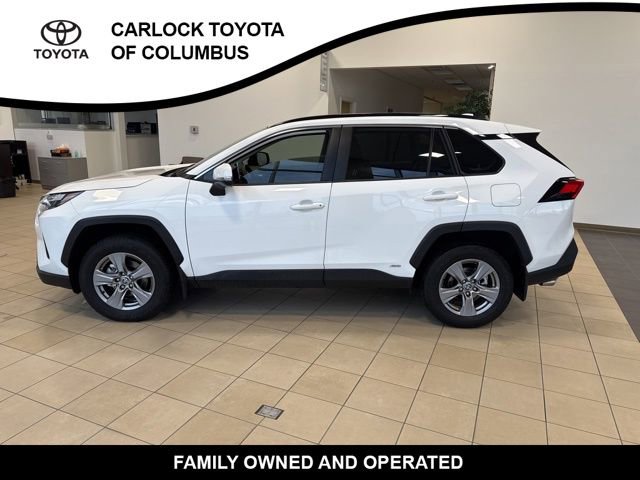 Used 2025 Toyota RAV4 XLE w/ Convenience Package image 1