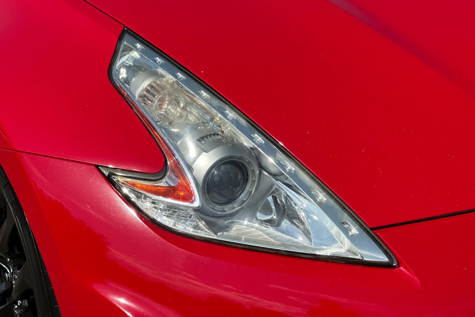 Used 2016 Nissan 370Z Coupe RWD image 12