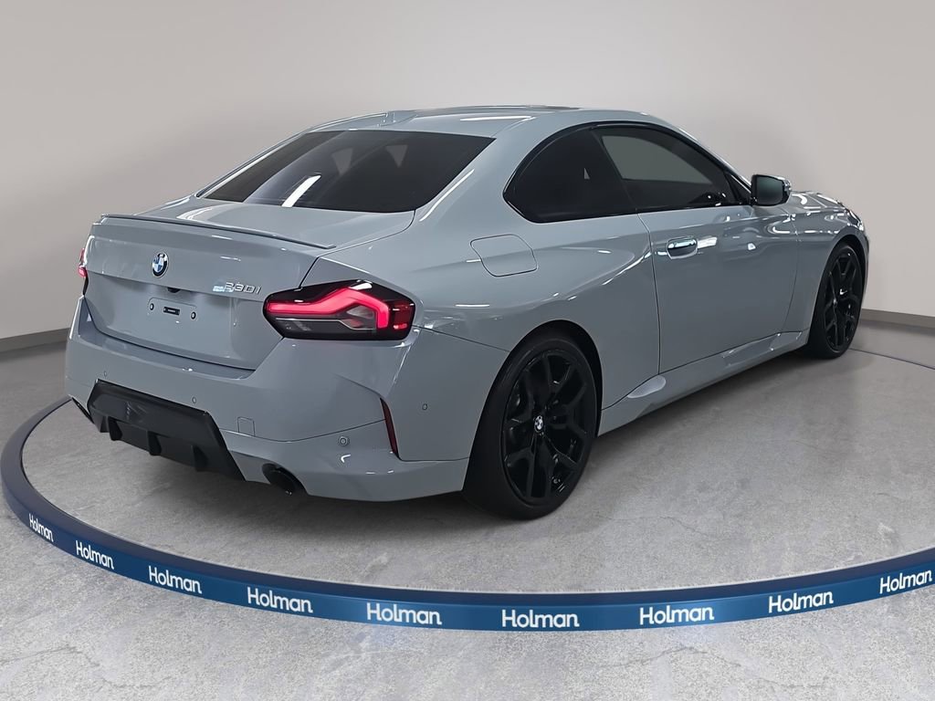 Used 2025 BMW 230i Coupe w/ M Sport Package image 7