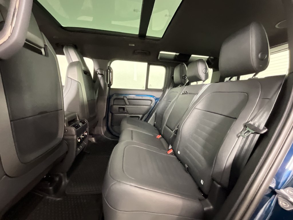 New 2026 Land Rover Defender 110 OCTA AWD/4WD image 5