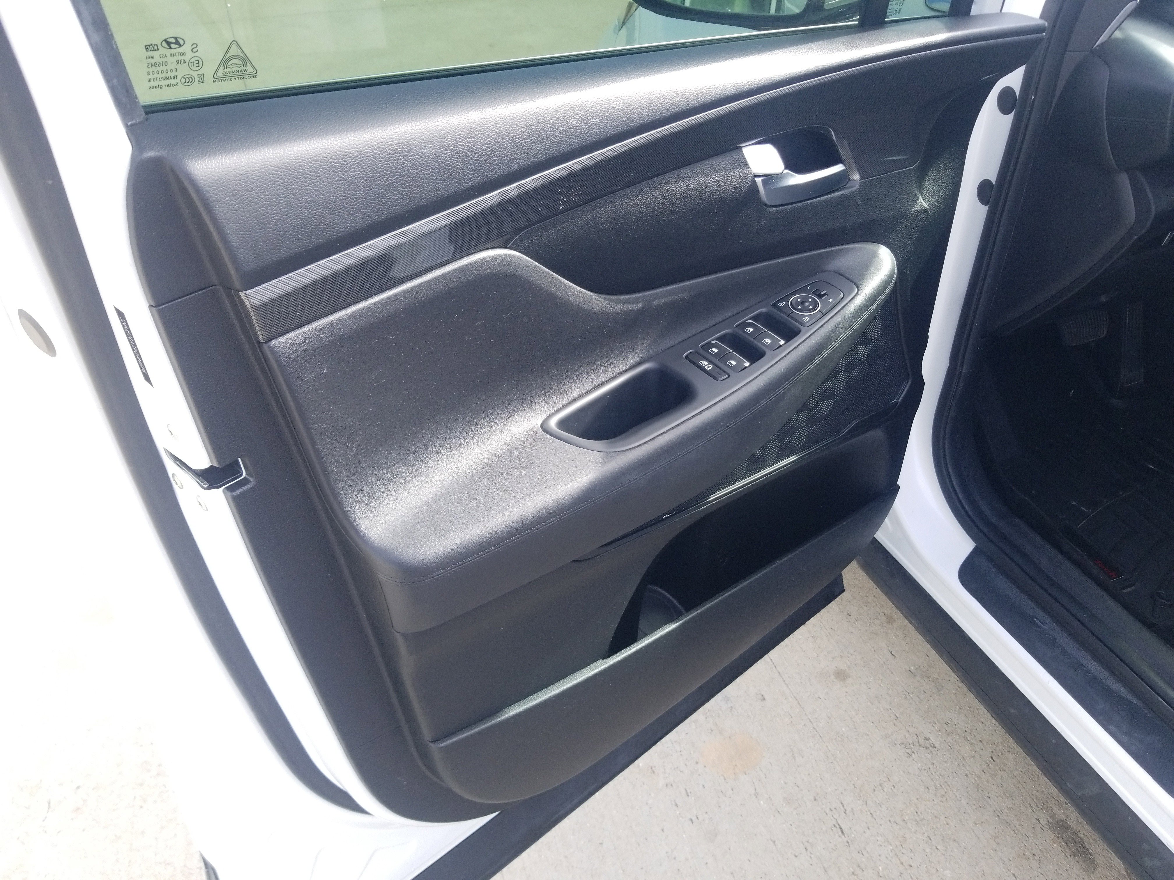 Used 2022 Hyundai Santa Fe SEL image 9