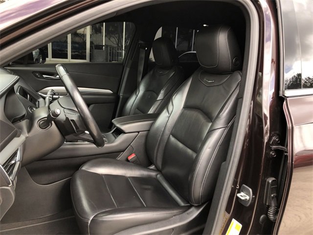 Used 2020 Cadillac XT4 Premium Luxury image 19