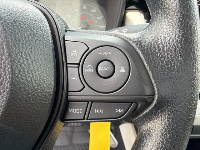Certified 2025 Toyota Corolla Cross L FWD image 23